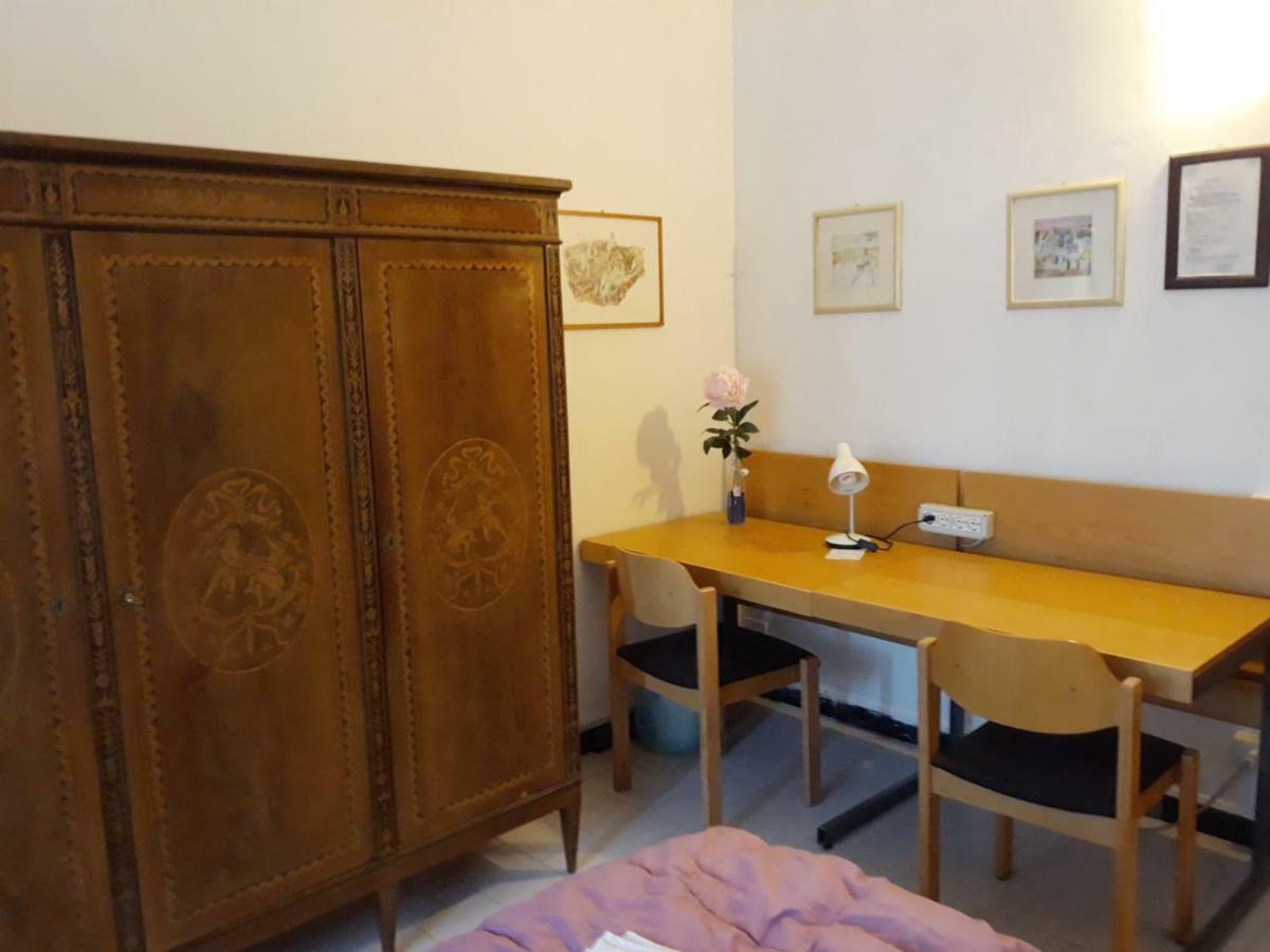 Bed In Siena Hotel Tognazza Exterior photo