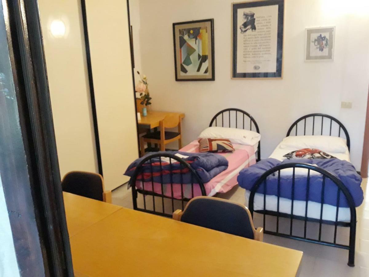 Bed In Siena Hotel Tognazza Exterior photo